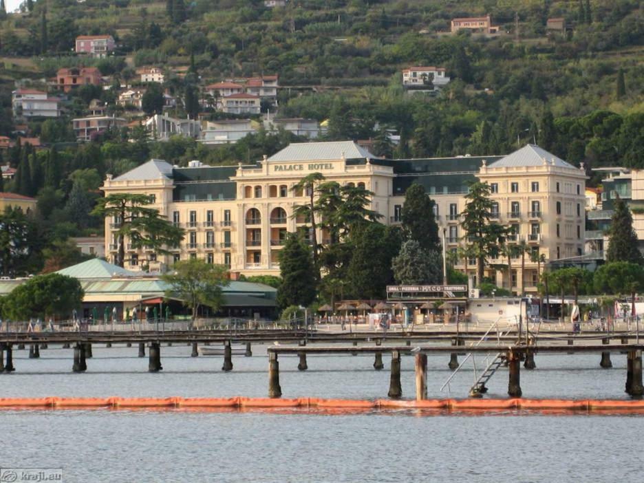 Floating Sea House Portorose Hotel Exterior foto